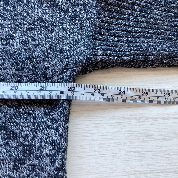 GapBody | Hooded Sweater | Heathered Pullover | XS | Athleisure - Picture 8 of 14